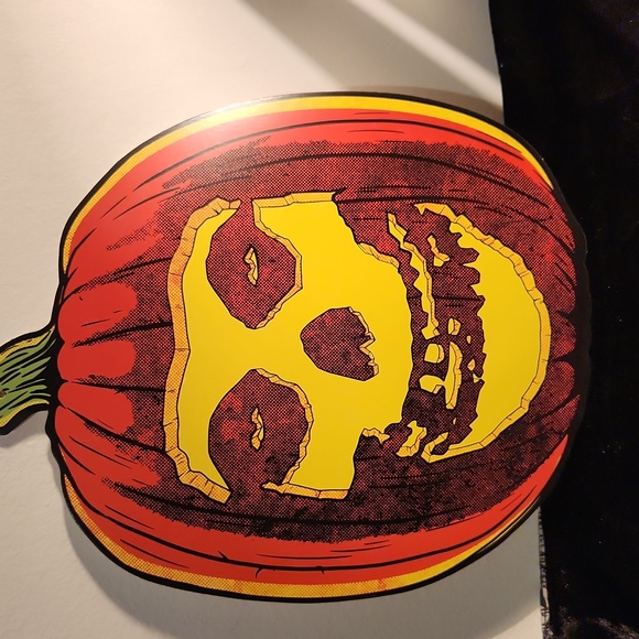 Misfits Halloween Decoration - Picture 2 of 5